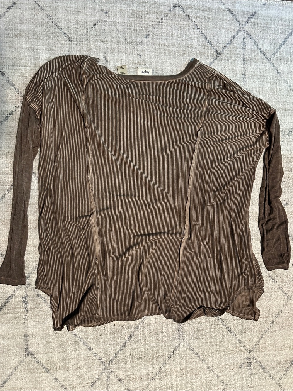 Daytrip from Buckle Taupe-Brown Ribbed Long Sleeve Top - Picture 4 of 4